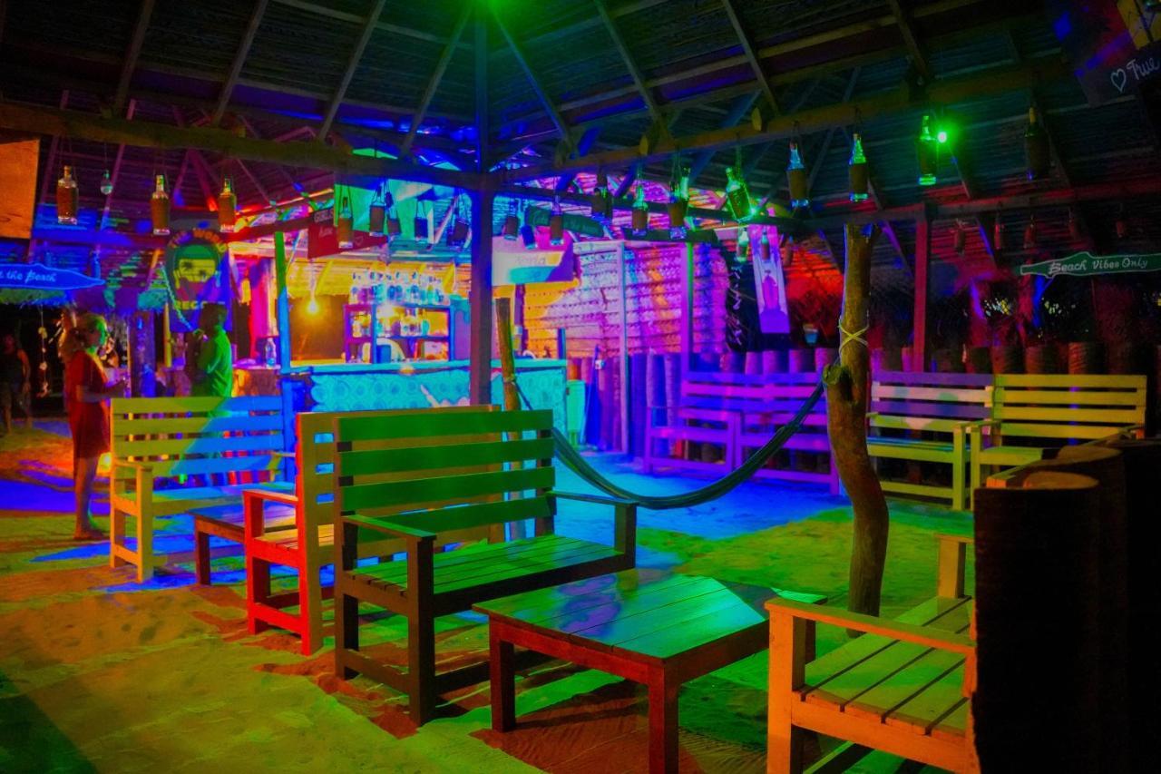 The Beach Lovers Nilaveli Exterior foto