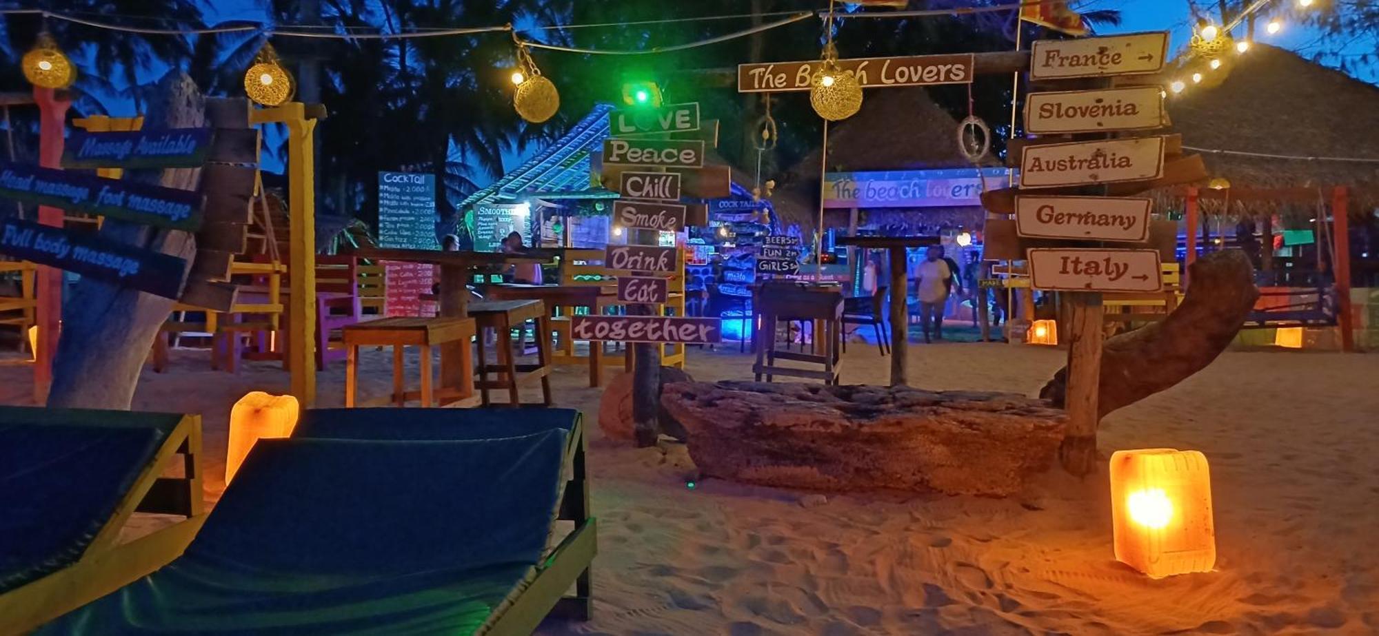 The Beach Lovers Nilaveli Exterior foto